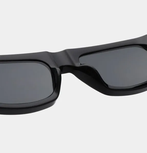 A. Kjrbede sunglasses Jean Black