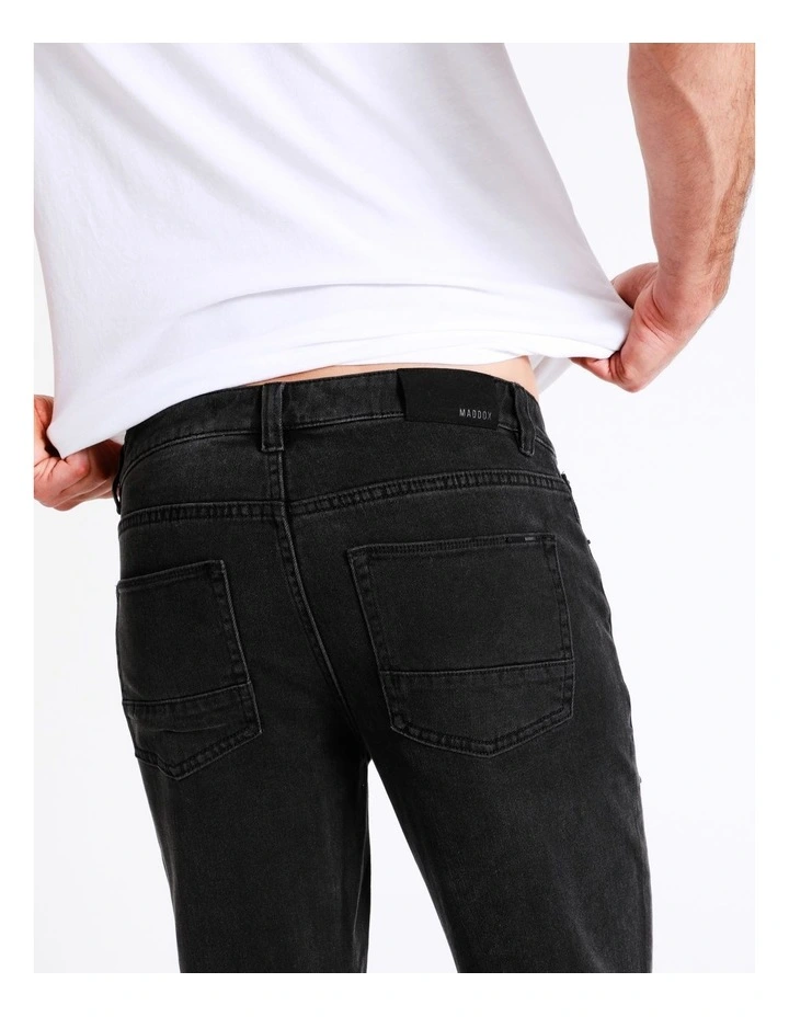 Kristian Slim Tapered Jean Size 30 Leg Length in Black