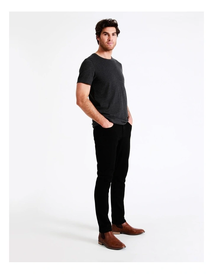 Kristian Slim Tapered Jean Solid Black