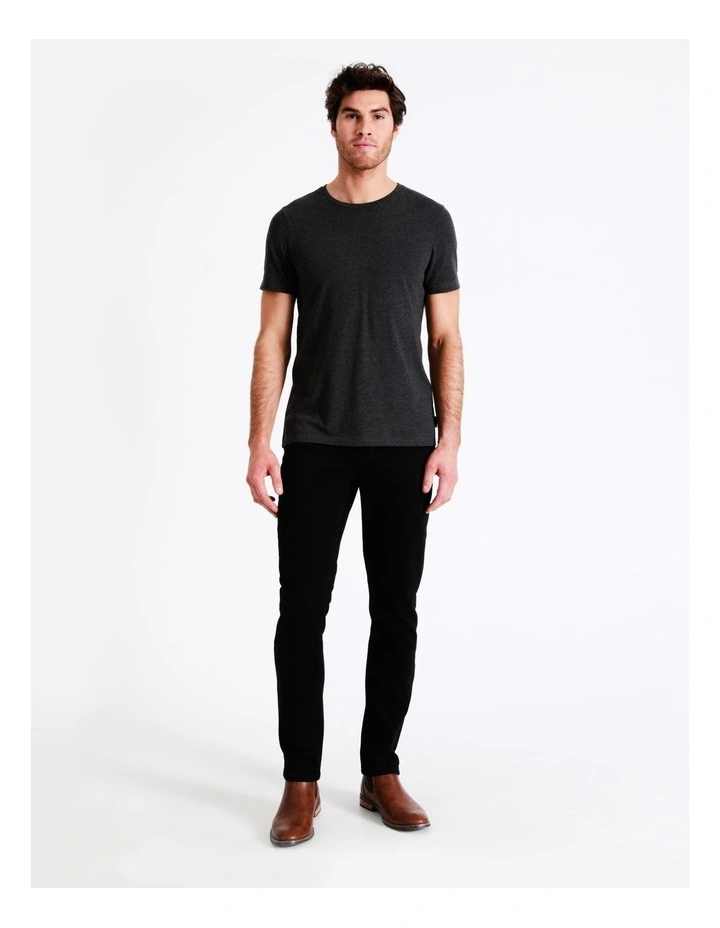 Kristian Slim Tapered Jean Solid Black