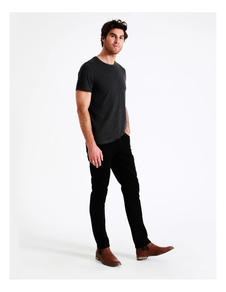 Kristian Slim Tapered Jean Solid Black