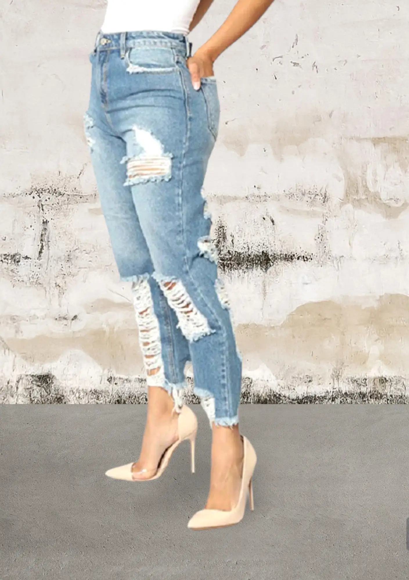 Light bule distressed stylish cut denim jeans