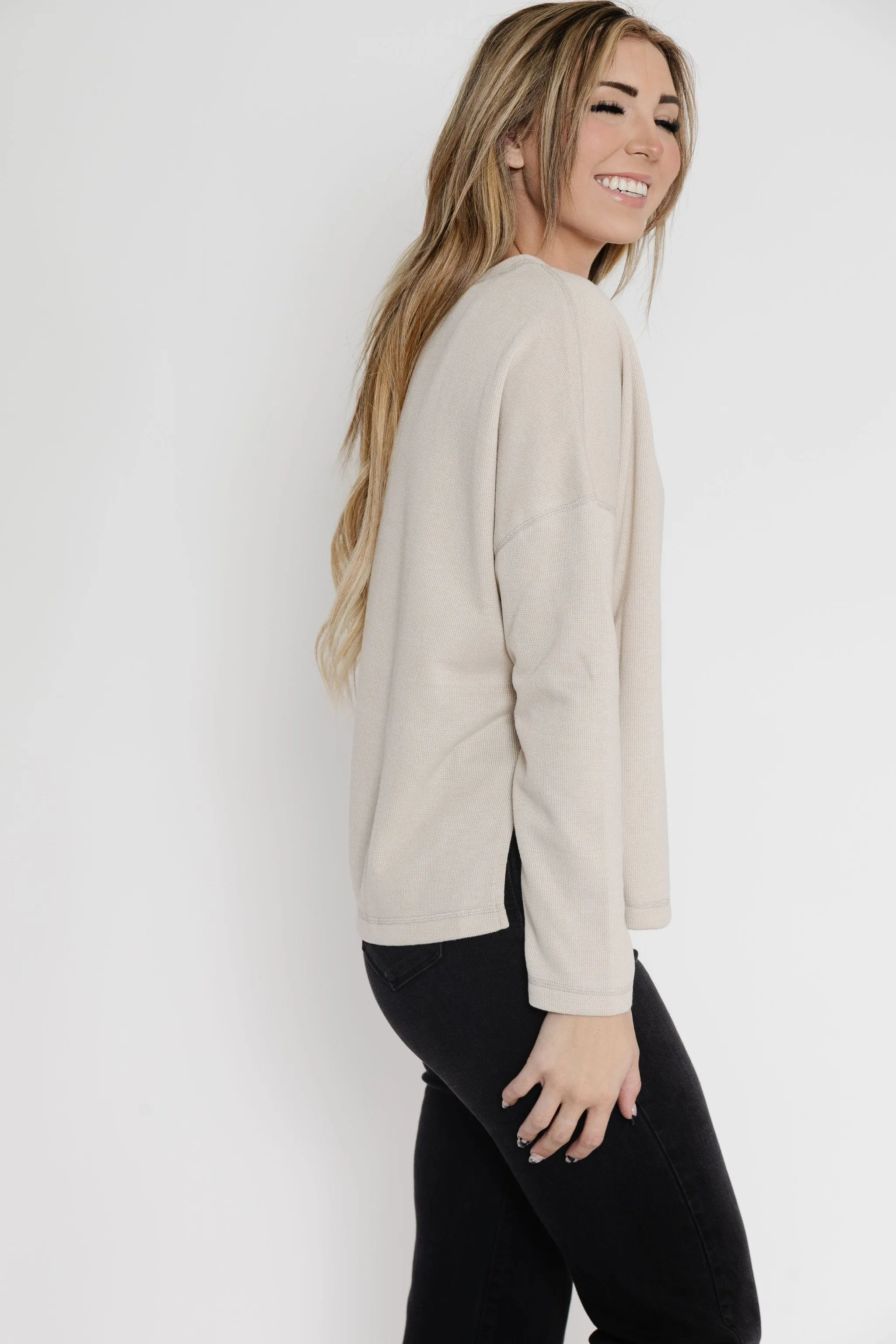 Maliya Sweater Tee in Natural