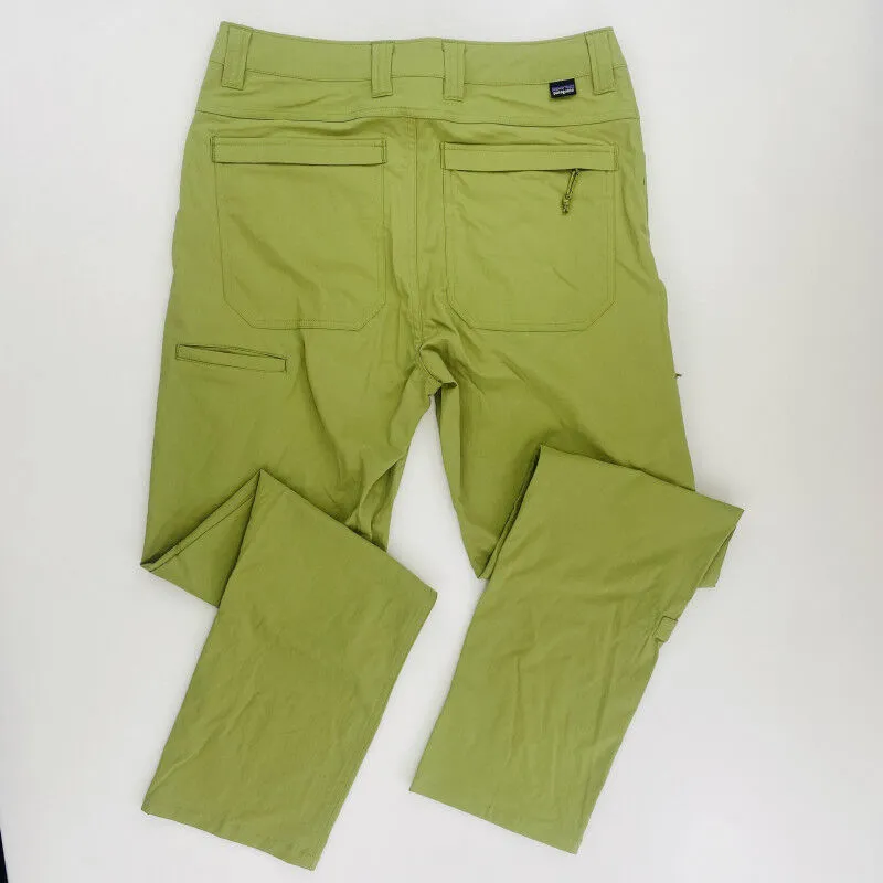 Patagonia  M'S Quandary Pants Reg - Pantaloni di seconda mano - Uomo - Verde - 42