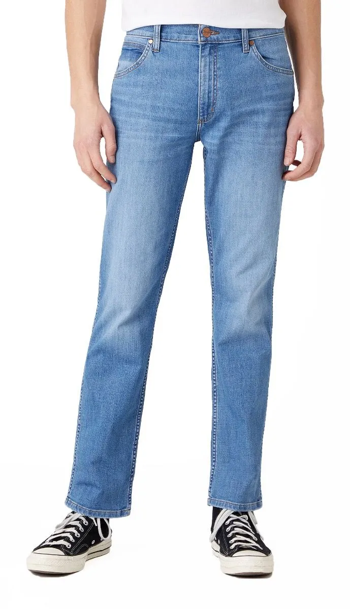 Wrangler Greensboro Modern Straight Denim Jeans Light Strike